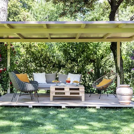 Andreaneri 3* מרינה די פיאטרסנטה