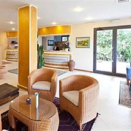 Otel Andreaneri