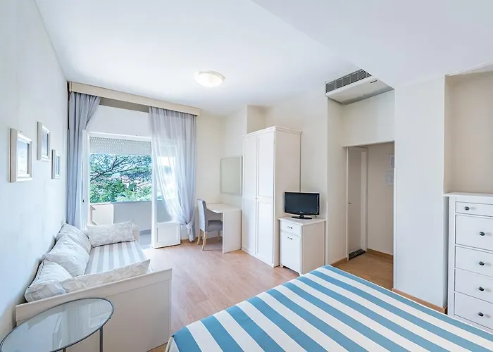 Andreaneri 3* Marina di Pietrasanta