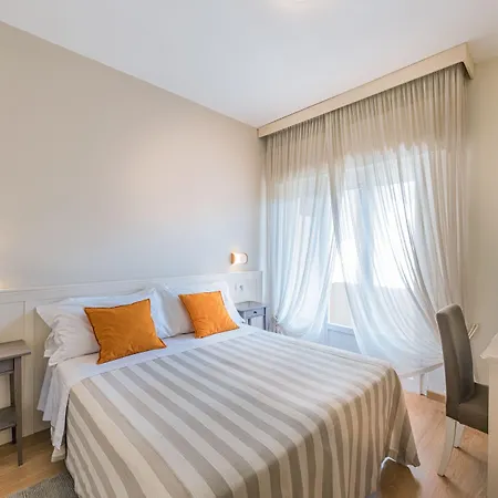 Andreaneri מלון 3*